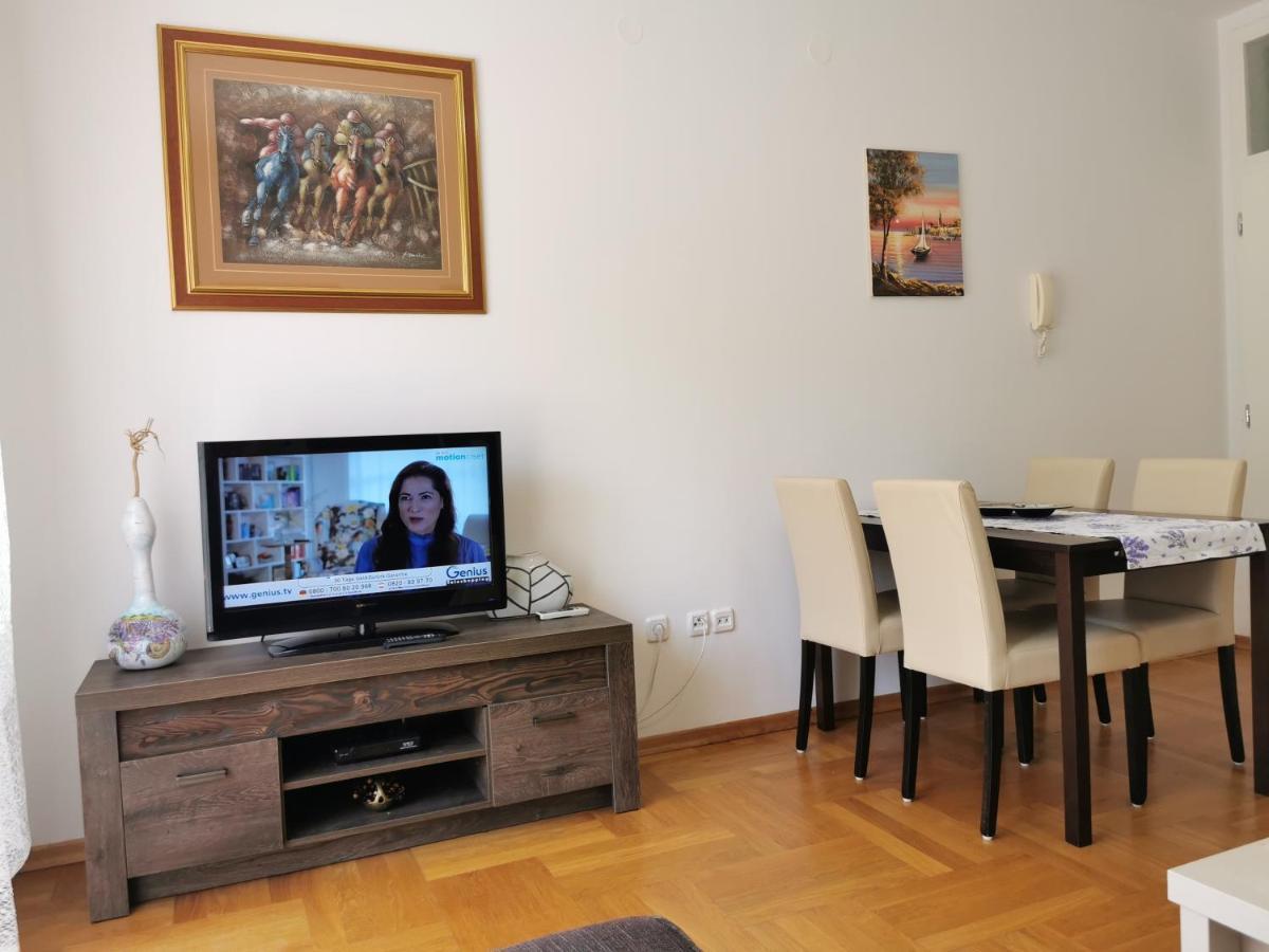 Apartments Mara 茨雷斯 外观 照片