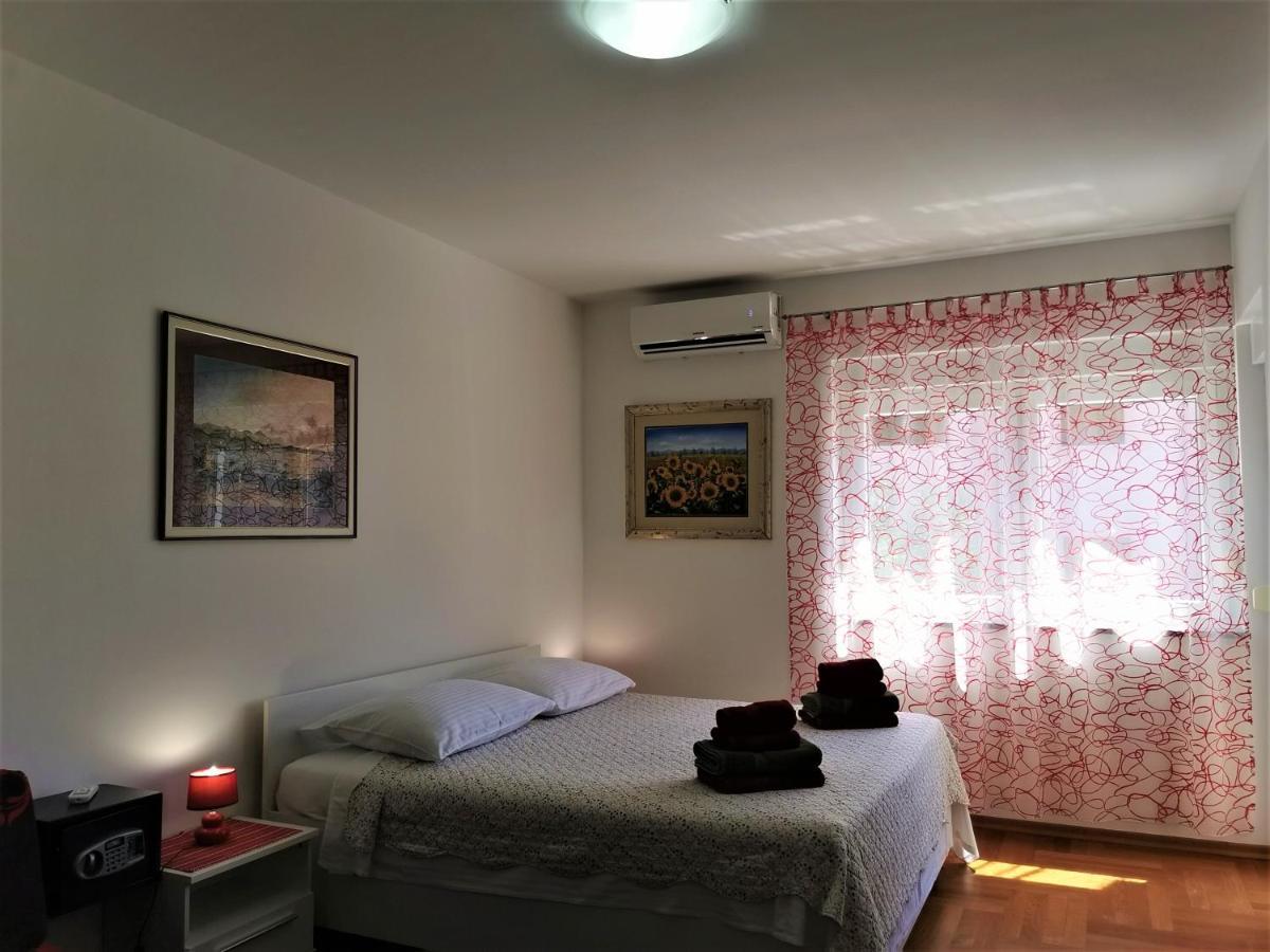 Apartments Mara 茨雷斯 外观 照片